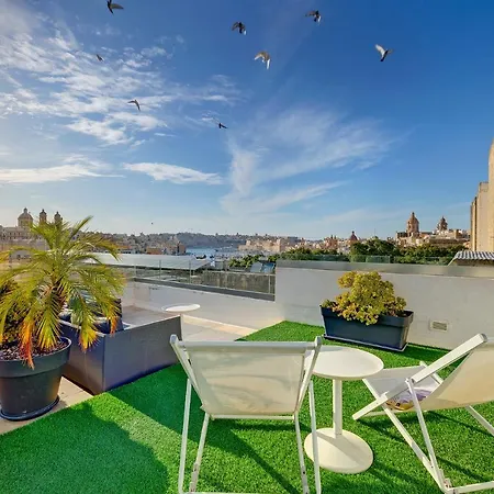 Le Petit Voyage - Chill Out Cospicua